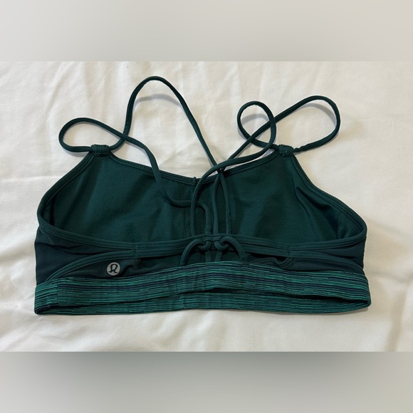 lululemon athletica Green Striped Bra - Picture 2 of 5